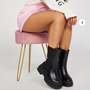 Black Chunky Ankle Chelsea Boots